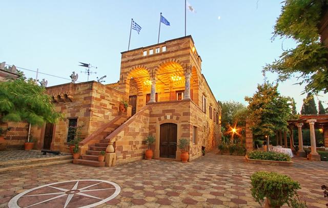 Argentikon Luxury Suites