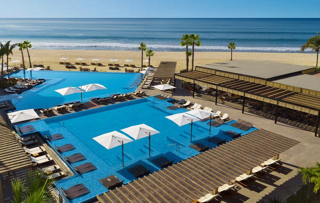 Krystal Grand Los Cabos
