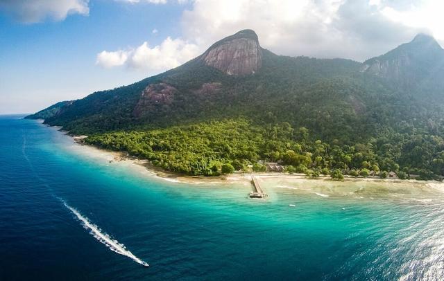 Tunamaya Beach & Spa Resort Tioman Island