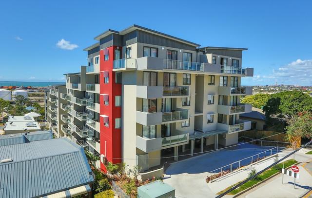 Gladstone Central Plaza