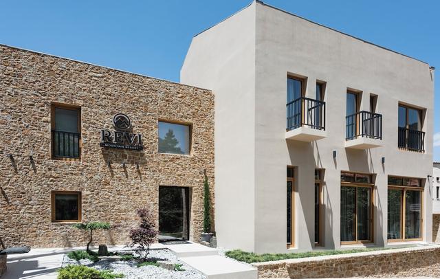 Revi Mountain Resort Boutique Hotel
