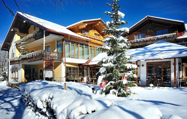 Landhotel Böld and Restaurant Uhrmacher Oberammergau