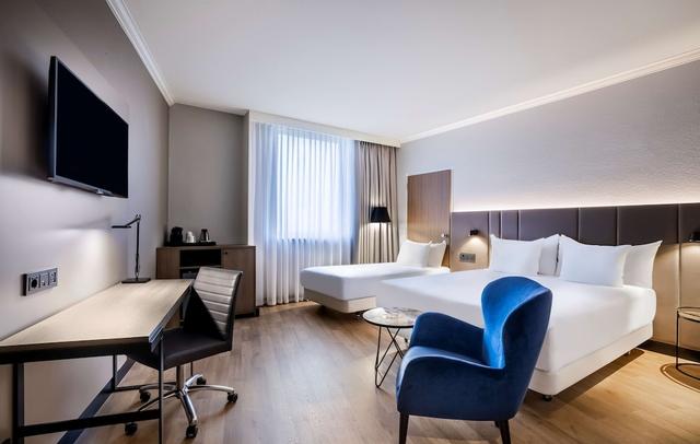 NH Luxembourg Airport