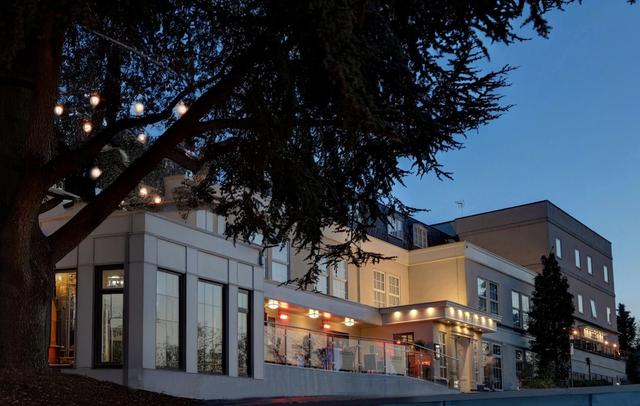 Crowne Plaza East Midlands Airport by IHG