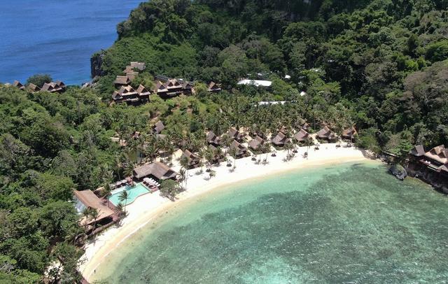 Cauayan Island Resort