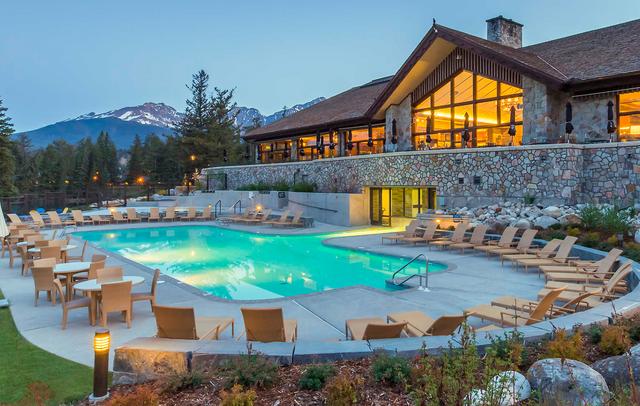 Fairmont Jasper Park Lodge