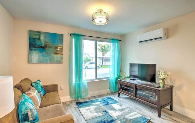 Turquoise Escape ~ 1 Mi to Sailfish Marina!