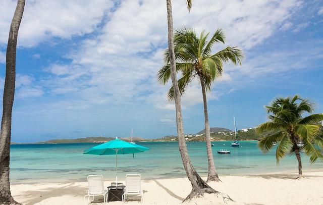 Secret Harbour Beach Resort