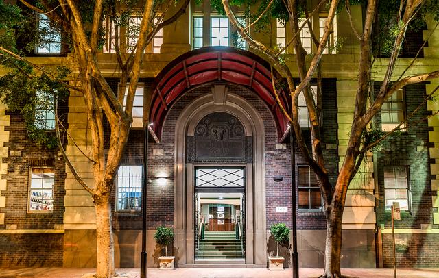 Oaks Sydney Goldsbrough Suites