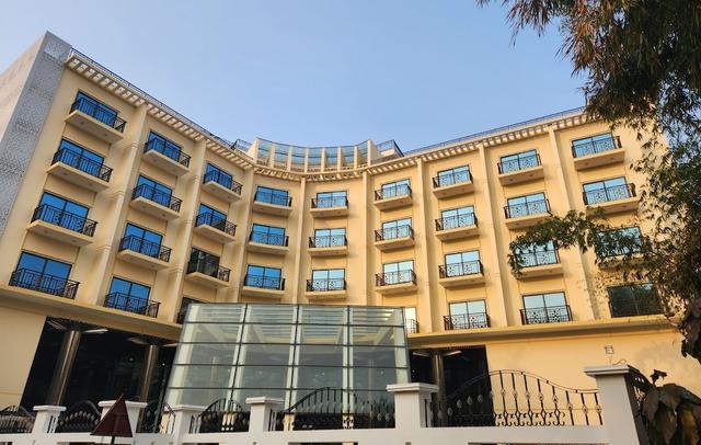 Paragon Hotel and Resort