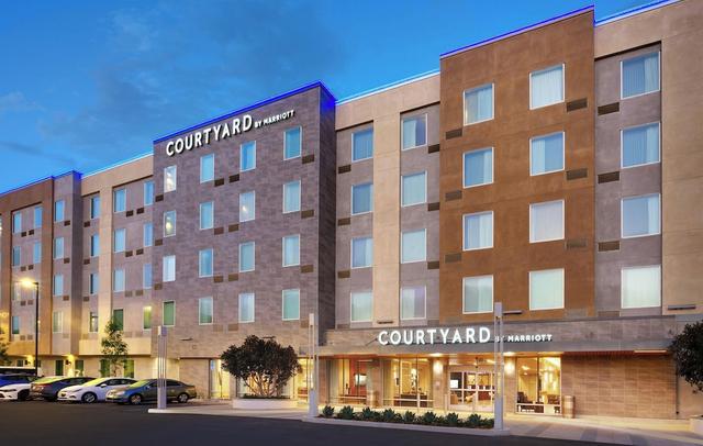 Courtyard by Marriott Los Angeles LAX/Hawthorne