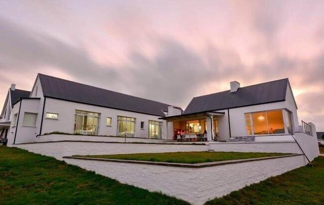 Irish Corner St Francis Bay