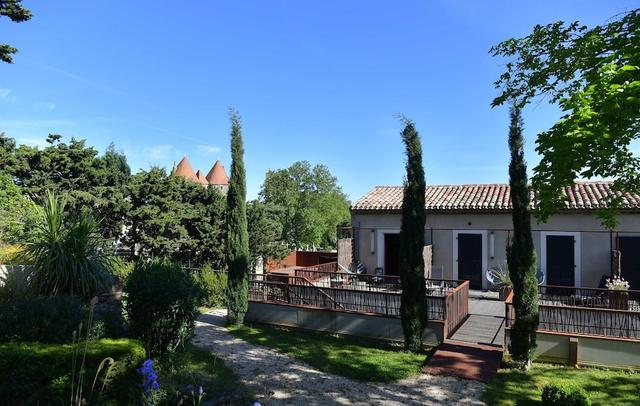 Pont Levis Hôtel By Franck Putelat