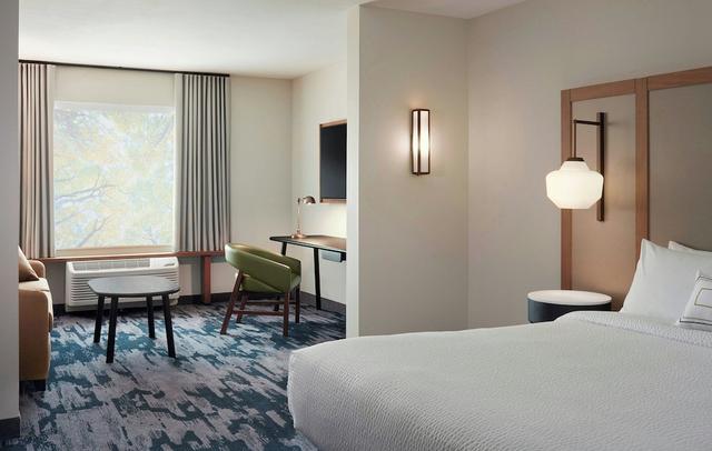 Fairfield By Marriott Inn & Suites Springfield Southwest