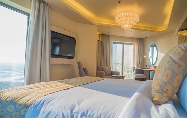 Ramada by Wyndham Cox's Bazar Kolatoli Beach