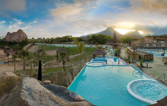 Magic Natura Animal, Waterpark & Polynesian Resort