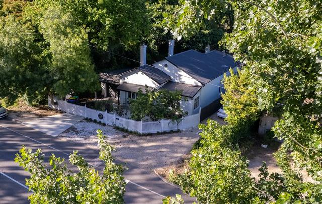 Sunroom, Stirling Hotel - 5 min walk, Fireplace