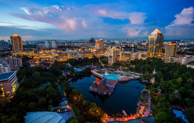 Sunway Pyramid Hotel