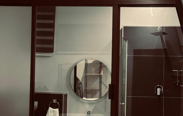 William Nicol Apartments by Monte La Vue