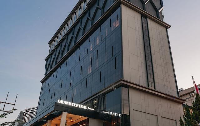 Grand Central Premier