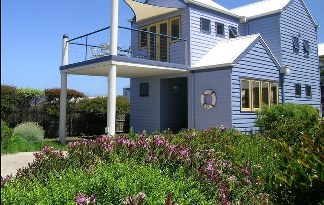 Rayville Boat Houses