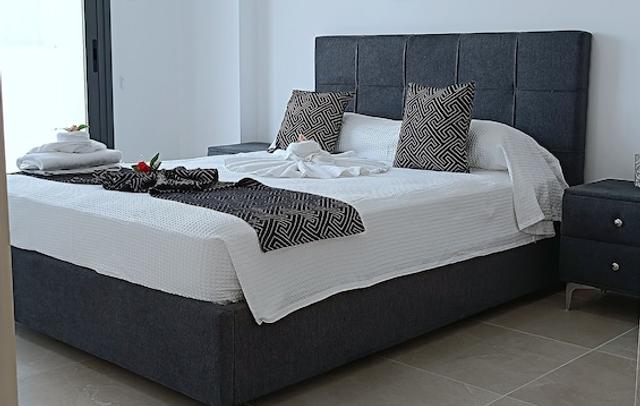 Larvella Estia Luxury Suites