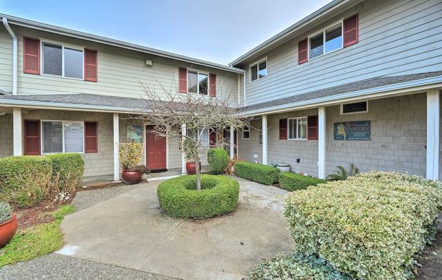 Anacortes Condo - Walk to Town, Marina, + Bay!