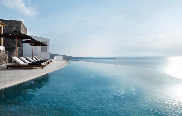  Santo Pure Oia Suites & Villas