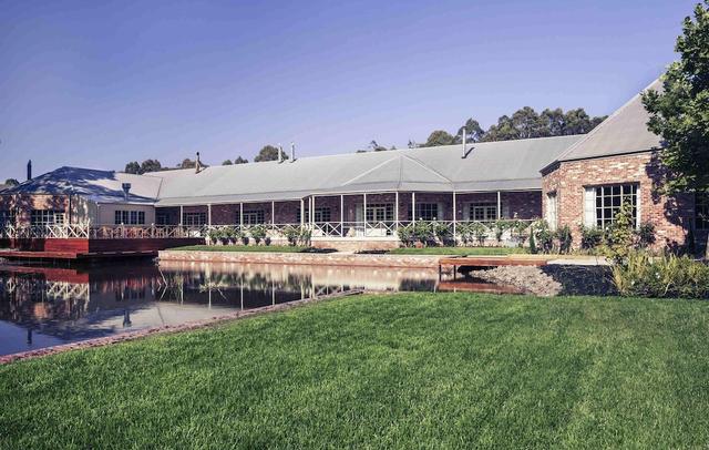 Mercure Ballarat Hotel and Convention Centre