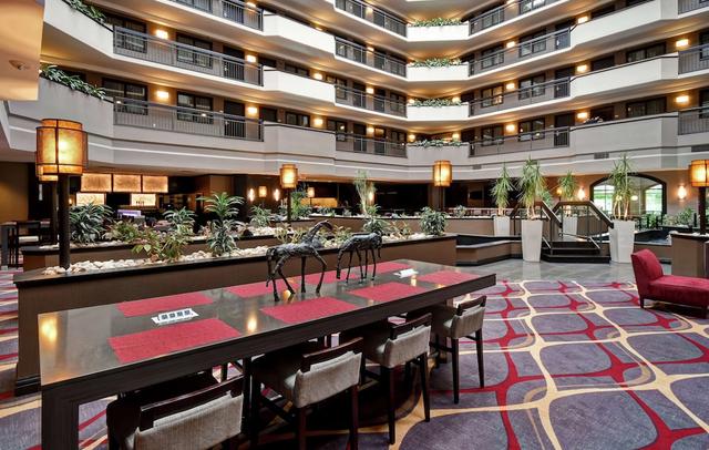 Embassy Suites by Hilton Dulles Airport