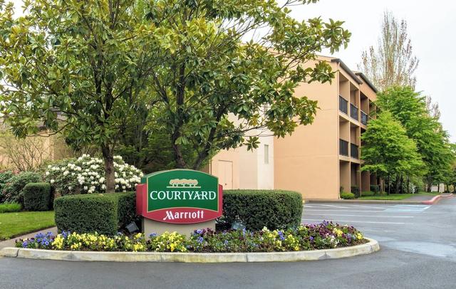 Courtyard By Marriott Portland Hillsboro