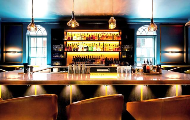 Morrison House Old Town Alexandria, Autograph Collection