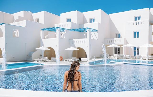 NAXIAN EMERALD HOTEL