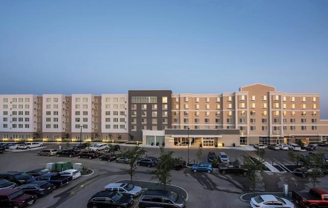 Fairfield Inn & Suites by Marriott Winnipeg