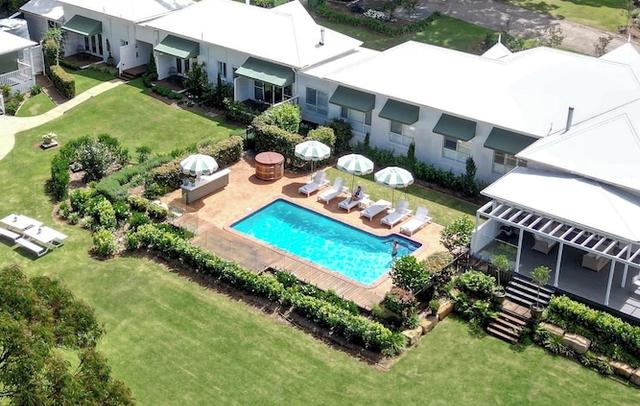 Verandah House Country Estate