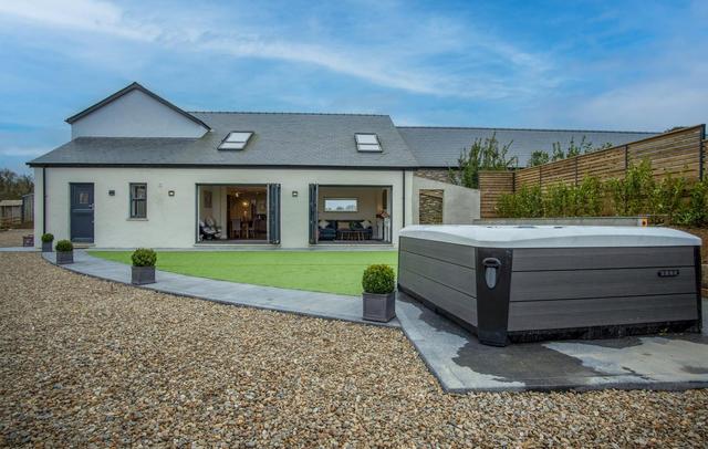 Kiln Park Farmhouse - 4 Bedroom Cottage - Narberth