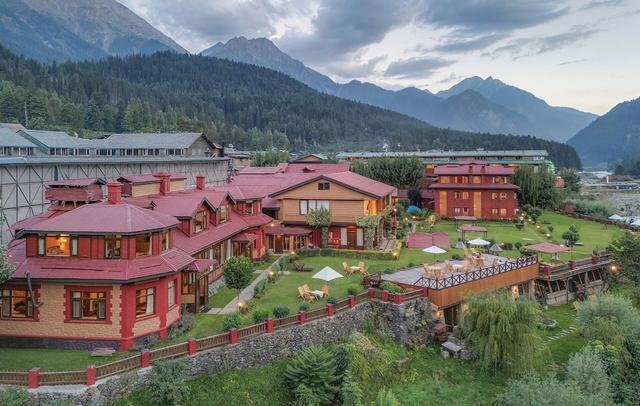 Pahalgam hotel