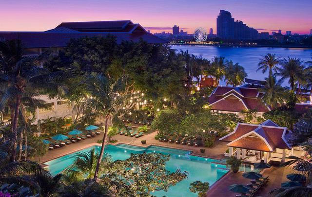 Anantara Riverside Bangkok Resort