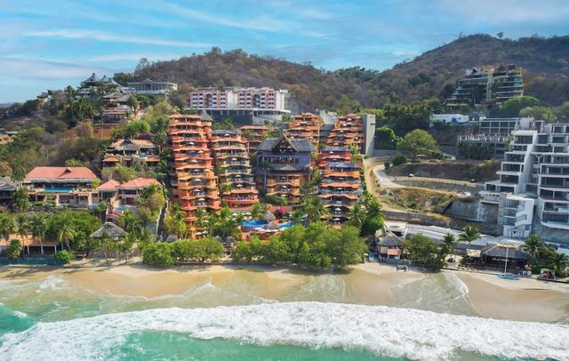 Hilton Grand Vacations Club Zihuatanejo