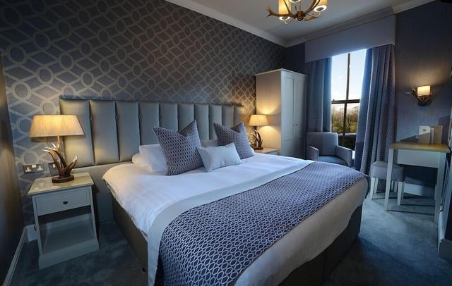 Bartle Hall Country Hotel