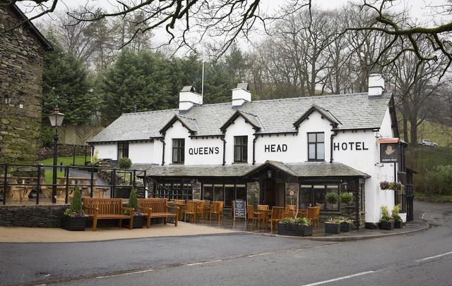 Queens Head Hotel