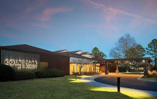 Courtyard by Marriott Huntsville University Drive