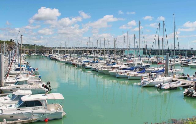ibis Granville Port de plaisance