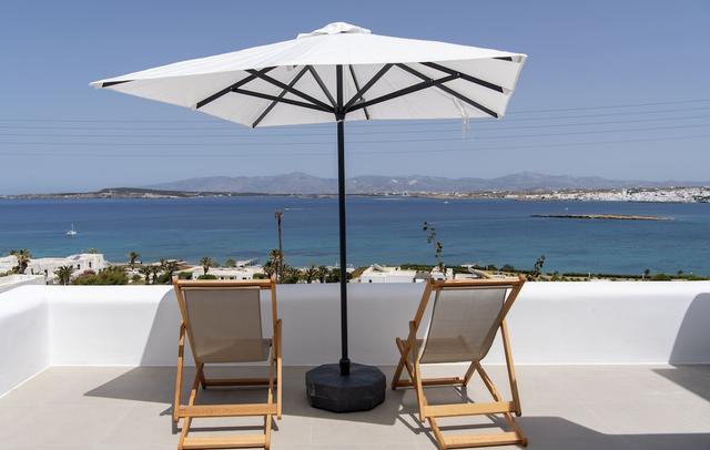 Kymo Luxury Suites Paros
