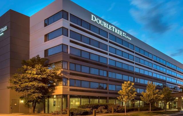 DoubleTree by Hilton Chicago Schaumburg