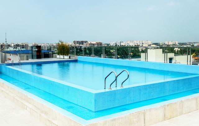 Holiday Inn Kolkata Airport, an IHG Hotel