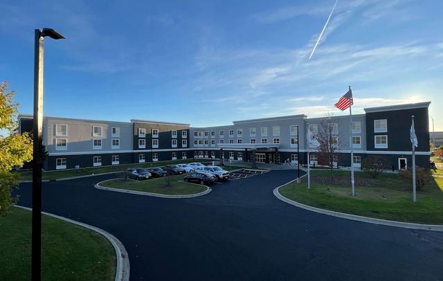 La Quinta Inn & Suites by Wyndham Bannockburn-Deerfield