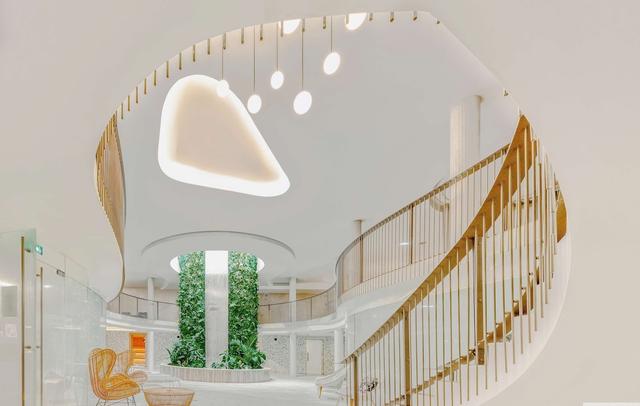 Golden Tulip Lyon Ouest Techlid - Hotel and Spa