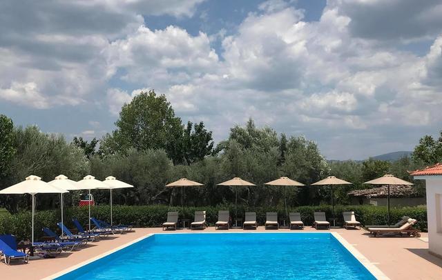 Castle View Bungalows