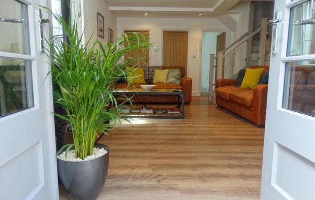 Spacious Apartment in Winchester